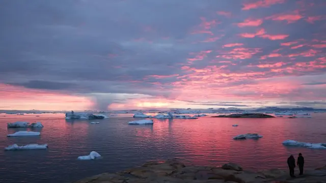 Над ледяным покровом Гренландии впервые в истории был отмечен дождь