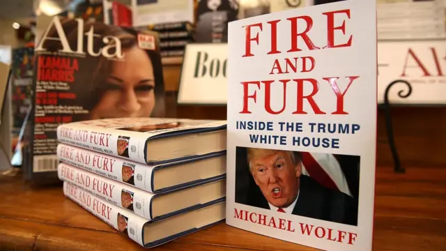 El libro "Fuego y Furia" en una librería