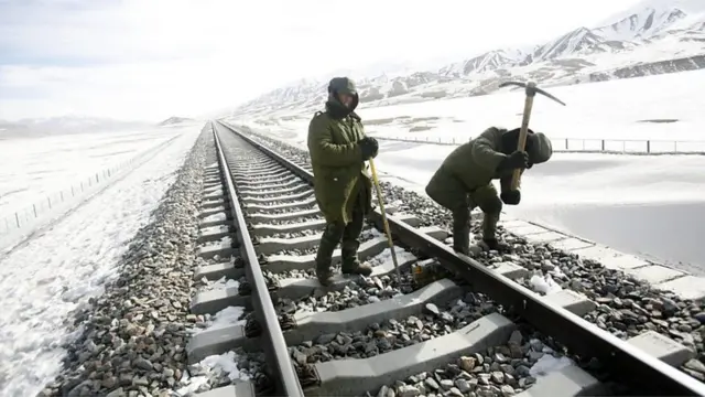 चीन ने तिब्बत में व्यापक रेल लिंक बनाए हैं