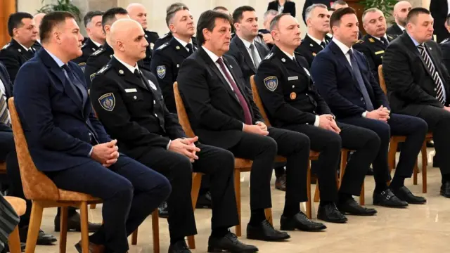 Policija