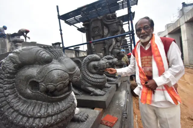 స్తపతి ఆనందాచారి