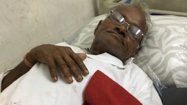 हमले में घायल यात्री