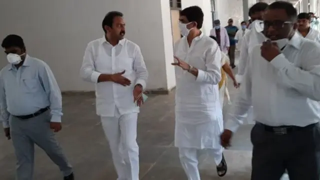 మంత్రులు ఏపీ