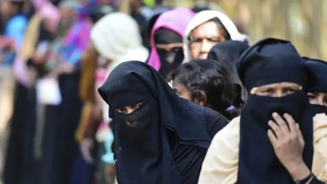 பாலியல் தொழிலில் ஈடுப்படுத்தப்பட்ட ரோஹிஞ்சா அகதி சிறுமிகள் - பிபிசி புலனாய்வு