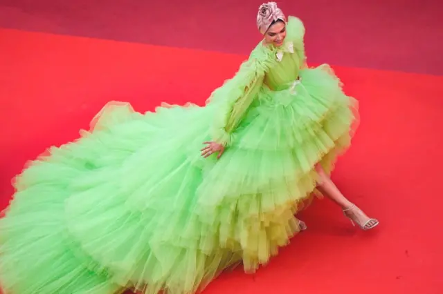 दीपिका पादुकोण