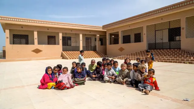 پاکستان، سکول