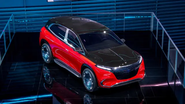 شاسی‌بلند الکتریکی بزرگ بنز سال آینده به بازار می‌آید