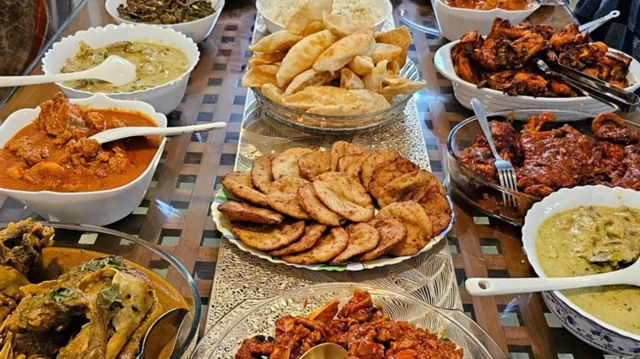 Oriṣiiriṣii ounjẹ ti iya iyawo se fun ọkọ iyawo tuntun gẹ gẹ bi asa awọn eeyan Mappila ni India