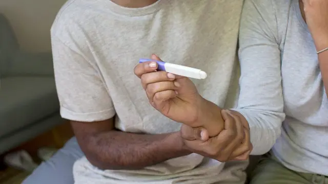 प्रेग्नन्सी टेस्ट किट 