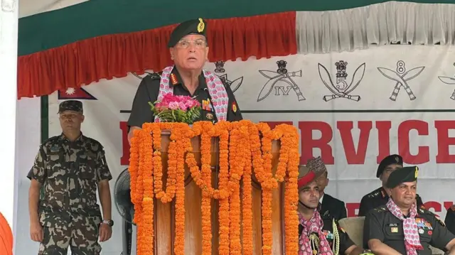 भारतीय सेनाध्यक्ष धीरज सेठ भूपू सैनिकहरूको कार्यक्रमलाई पोखरामा सम्बोधन गर्दै