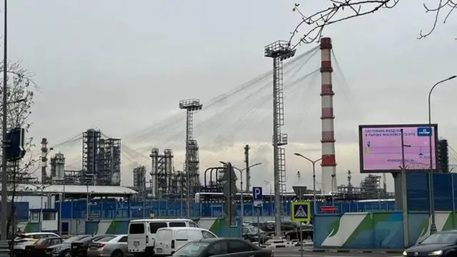 Антидронові сітки на нафтопереробному заводі в Підмосков'ї