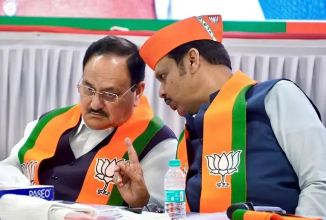 देवेंद्र फडणवीस आणि मावळते भाजपाध्यक्ष जे.पी. नड्डा
