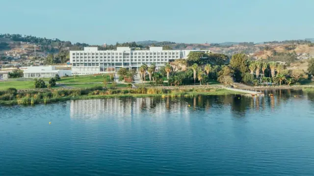 ሎጎ ሐይቅ ሪዞርት