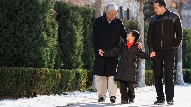 कर्मचारी