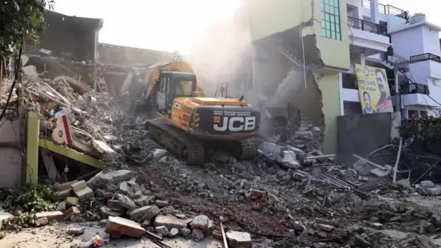 बुलडोज़र