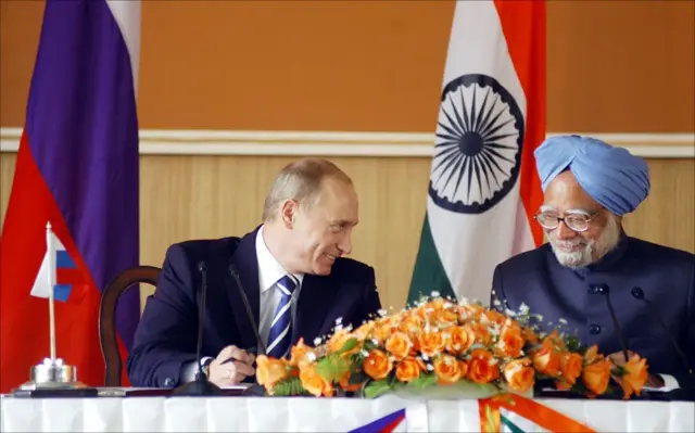 ਡਾ਼ ਮਨਮੋਹਨ ਸਿੰਘ ਅਤੇ ਰੂਸ ਦੇ ਰਾਸ਼ਟਰਪਤੀ ਪੂਤਿਨ