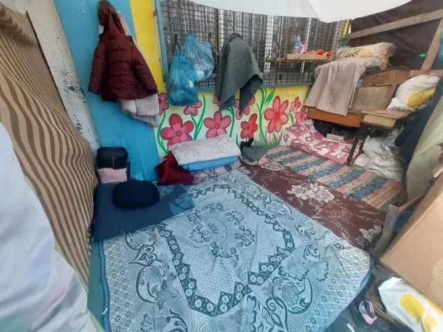 المكان الذي تعيش فيه آلاء اليوم 