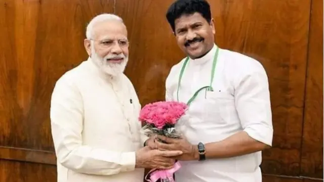 સંસદસભ્ય મોહન ડેલકર આહત્મહત્યા, પ્રફુલ ખોડા પટેલ, બોમ્બે હાઇકોર્ટ, સુપ્રીમ કોર્ટ, કલા ડેલકર, અભિનવ ડેલકર, ઉદ્ધવ ઠાકરે, ભાજપ, દમણ અને દાદરા નગર હવેલી, બીબીસી ગુજરાતી