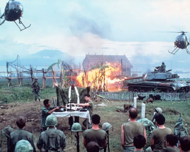 Phim Apocalypse Now (1979)