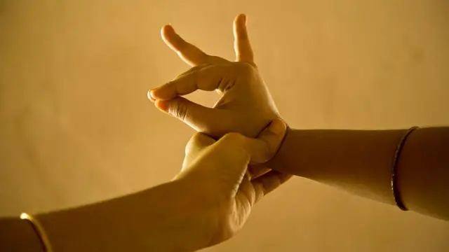 கலாக்ஷேத்ரா மாணவிகளின் கண்ணீர்க் கதை