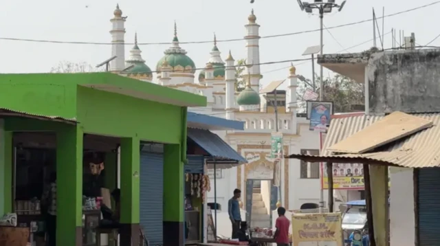  ਬਾਰਾਬੰਕੀ ਦੇ ਕਿੰਤੂਰ ਪਿੰਡ ਦੀ ਮਸਜਿਦ