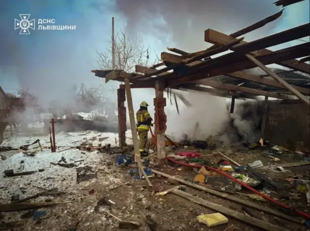 Inzu yasambuwe n'igisasu c'Uburusiya