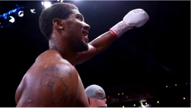 Anthony Joshua na-egosipụta eserese ‘tatoo’ mba Afrịka na ngụ aka nri ya