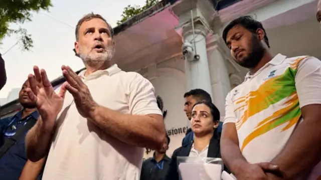 దిల్లీ, జంతర్ మంతర్, ఆందోళన, యువత, కాంగ్రెస్