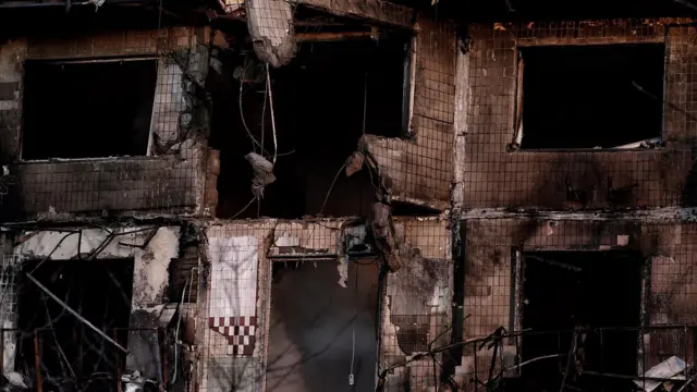 Дом в Деснянском районе после попадания «шахеда»