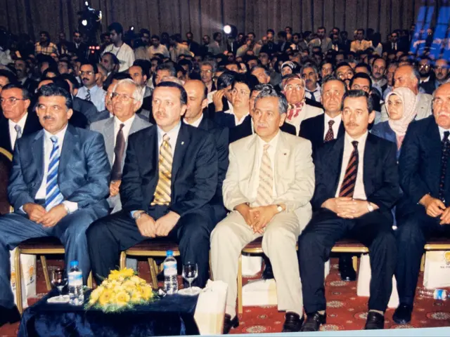 Bülent Arınç, 14 Ağustos 2001'de AKP'yi kuranlar arasındaydı