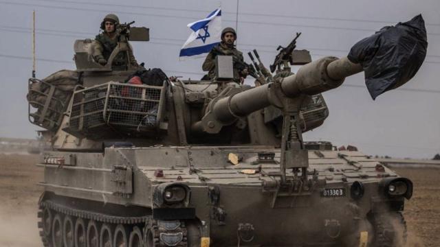 Soldados israelensesroleta brasileira ao vivoum tanque se movem perto da fronteiraroleta brasileira ao vivoGaza enquanto o exército israelense posiciona veículos militares ao redor da Faixaroleta brasileira ao vivoGazaroleta brasileira ao vivoSderot, Israel,roleta brasileira ao vivo9roleta brasileira ao vivooutubroroleta brasileira ao vivo2023.