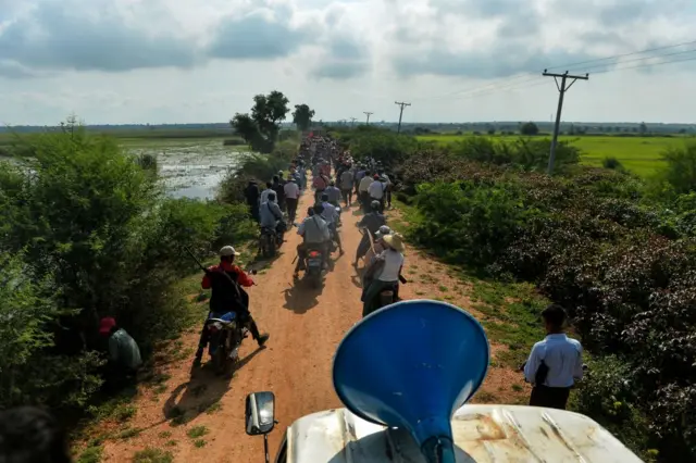 စစ်ကိုင်းတိုင်းတနေရာမှာ ဆန္ဒပြနေကြသူများ