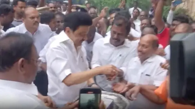 விக்கிரவாண்டி இடைத்தேர்தல் முடிவுகள்: 67,000 வாக்குகள் வித்தியாசத்தில் திமுக வெற்றி