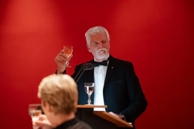 Петр Павел: “Владимир Путин түбөлүк бийликте болбойт”