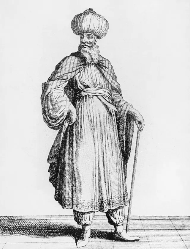 Igishusho ca Hassan Al-Sabah cashushanijwe n'umuhinga w’umudagi inyuma y'ikinjana Al-Sabah apfuye