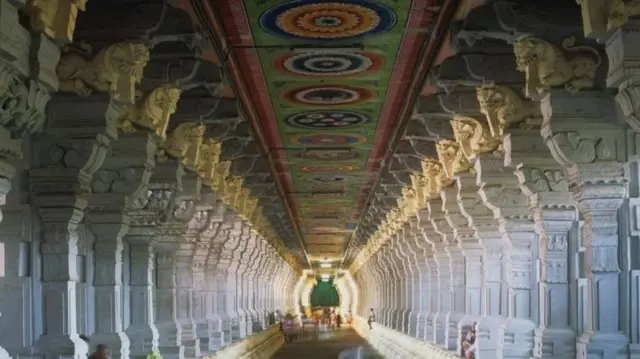 வட மற்றும் தென்னிந்திய கோவில்களின் கட்டிடக்கலை