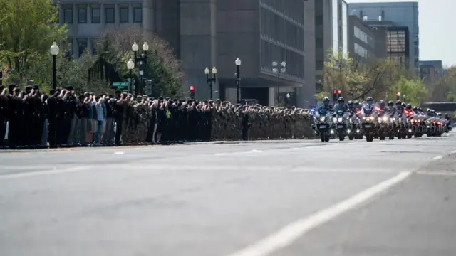 हमले में मारे गए नेशनल गार्ड को अंतिम विदाई