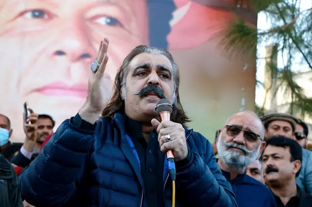 علی امین گنڈاپور