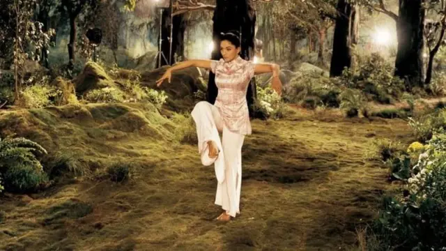 एक वेळ अशी आली की शशधर मुखर्जी 'फिल्मिस्तान' सोडून गेले.