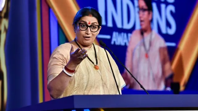 स्मृती इराणी