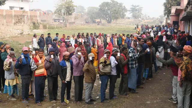 हिंदीपट्ट्यातल्या बहुतांश राज्यांचा जन्मदर हा 2 किंवा त्यापेक्षा जास्त असा आहे.