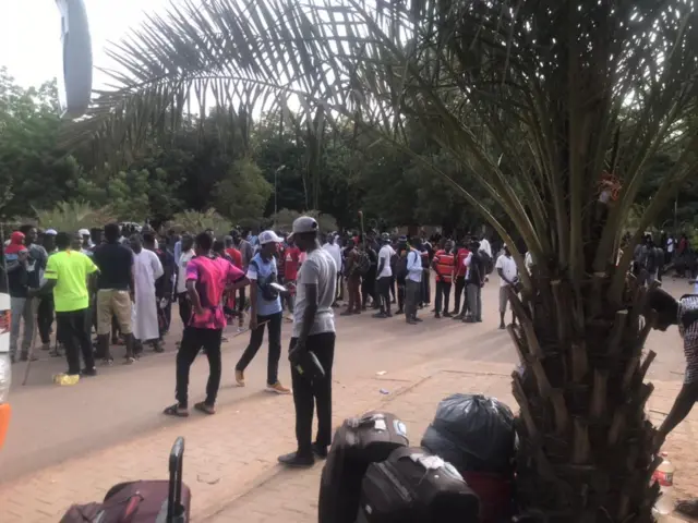 Gọọmentị Naịjirịa zigara ụgbọala n'isiobodo Sudan iji buga ụmụafọ ha Egypt ebe ụgbọelu ga-aburu ha lọta Naijirịa 