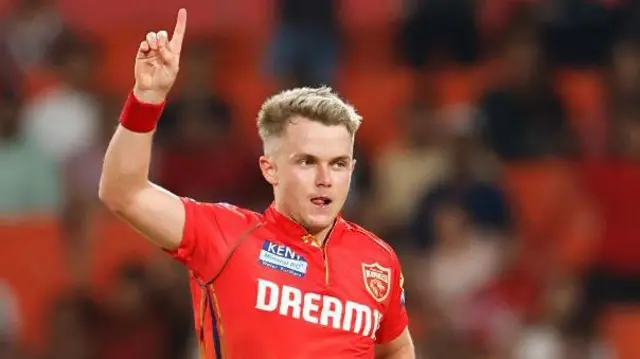 पंजाब किंग्स के कप्तान सैम कुरेन