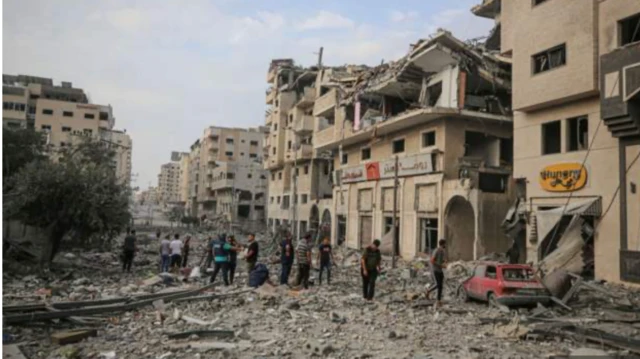 ብደብዳብ ነፈርቲ ዝዓነወ ኣባይቲ ቓዛ