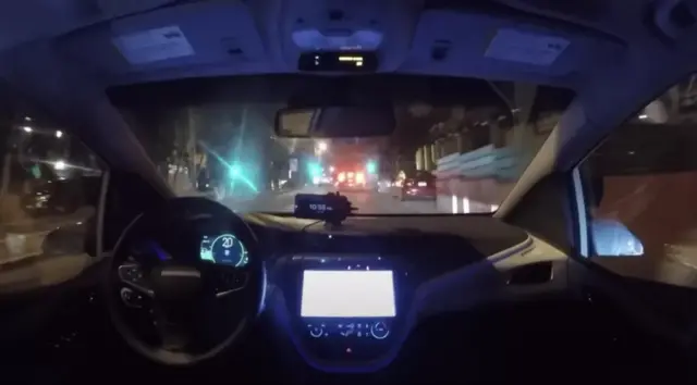 Waymo sürücüsüz taksiden görünüm