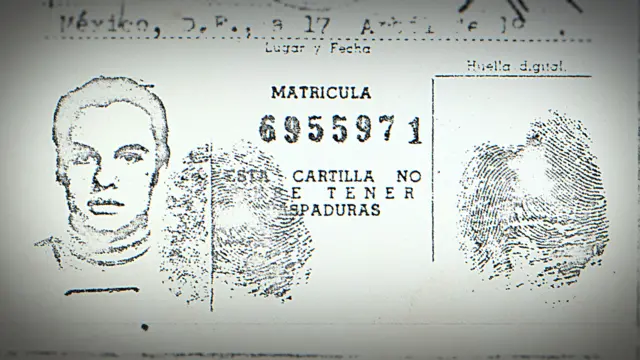 Un documento con la foto y huellas de Alberto Aguilera