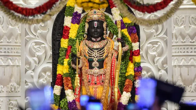 શ્રીરામ જન્મભૂમિ તીર્થક્ષેત્ર ટ્રસ્ટ, અયોધ્યા, ધર્મ, શ્રી રામ, મંદિર, સપા, ઉત્તર પ્રદેશ બીબીસી ગુજરાતી ગુજરાત ન્યૂઝ સમાચાર દાનપેટી કથિત દાનમાં ગરબડનો વિવાદ