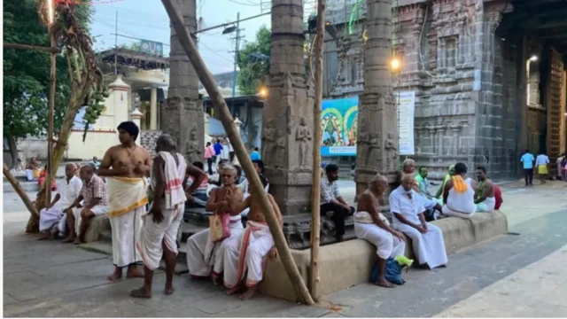 காஞ்சிபுரத்தில் வடகலை - தென்கலை வைணவர்களுக்கு இடையில் தொடர்ந்து நடக்கும் மோதல்
