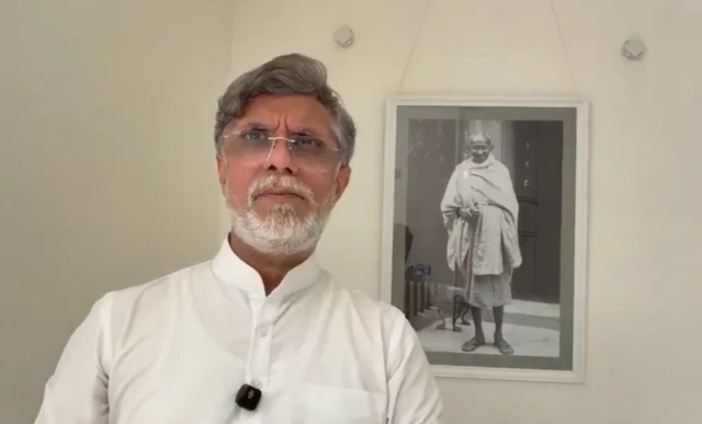 காங்கிரஸ் செய்தித் தொடர்பாளர் பவன் கேரா 