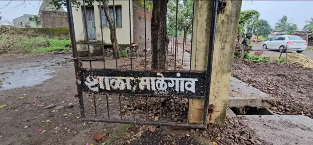 लोहारा तालुक्यातील परिस्थिती सर्वाधिक गंभीर आहे. 